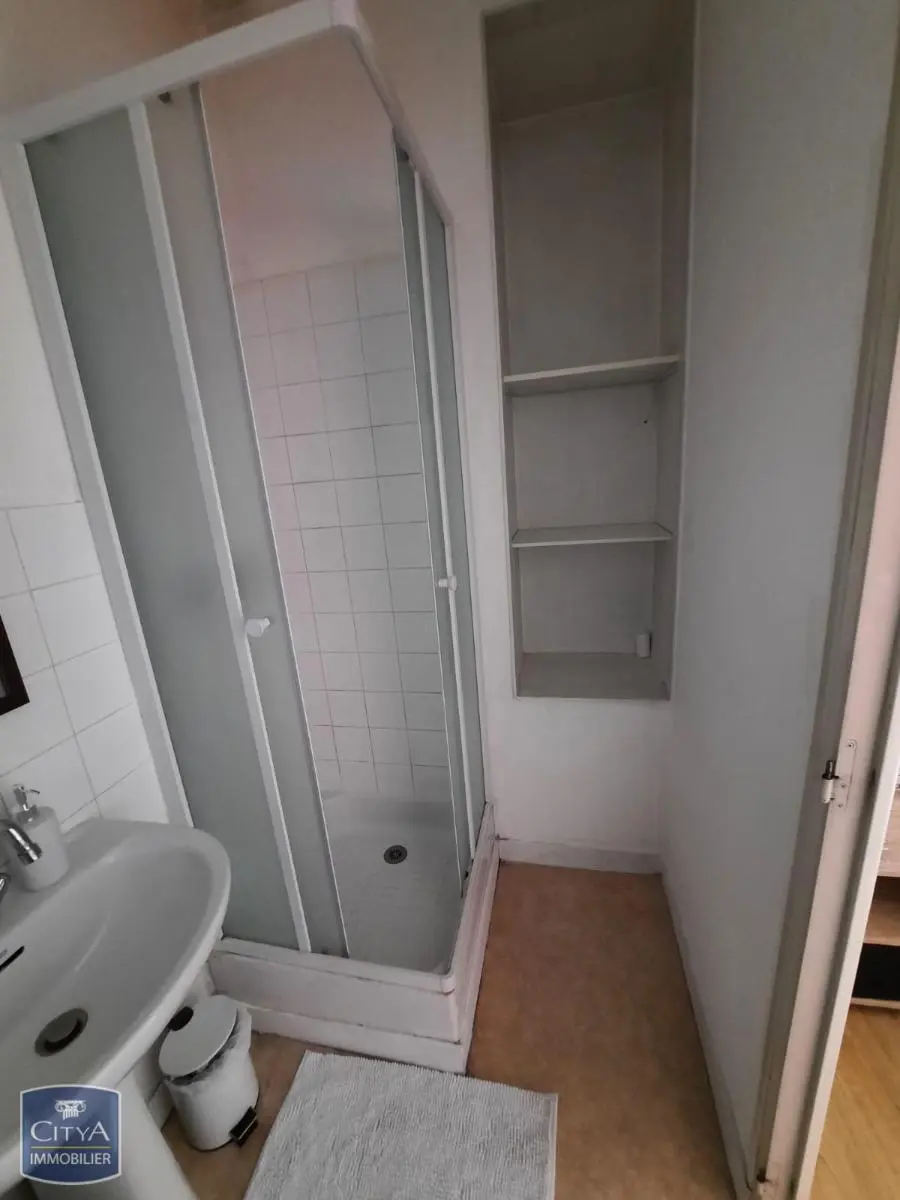Photo 4 Appartement 1 pièce 17.83m²