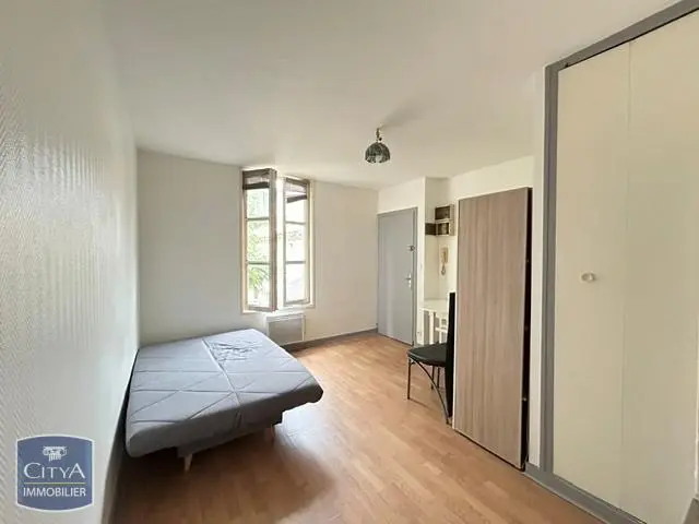 Photo 1 Appartement 1 pièce 19m²