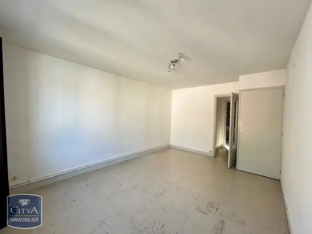 Photo 1 Appartement 1 pièce 26.85m²