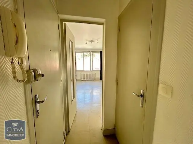 Photo 8 Appartement 1 pièce 26.85m²