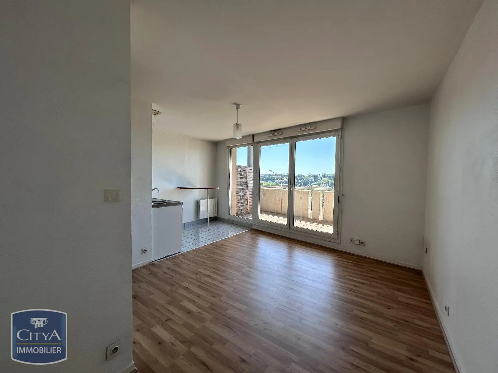 Photo 1 Appartement 1 pièce 26.29m²