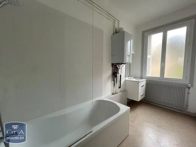 Photo 15 Maison 9 pièces 210m²