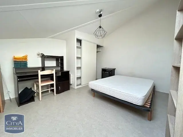 Photo 3 Appartement 1 pièce 32.47m²