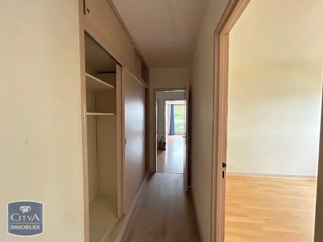 Photo 11 Appartement 4 pièces 105.61m²