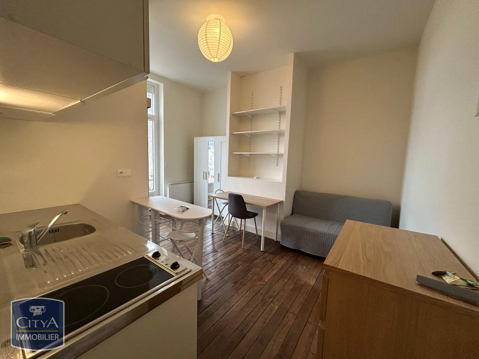 Photo 2 Appartement 1 pièce 15.79m²