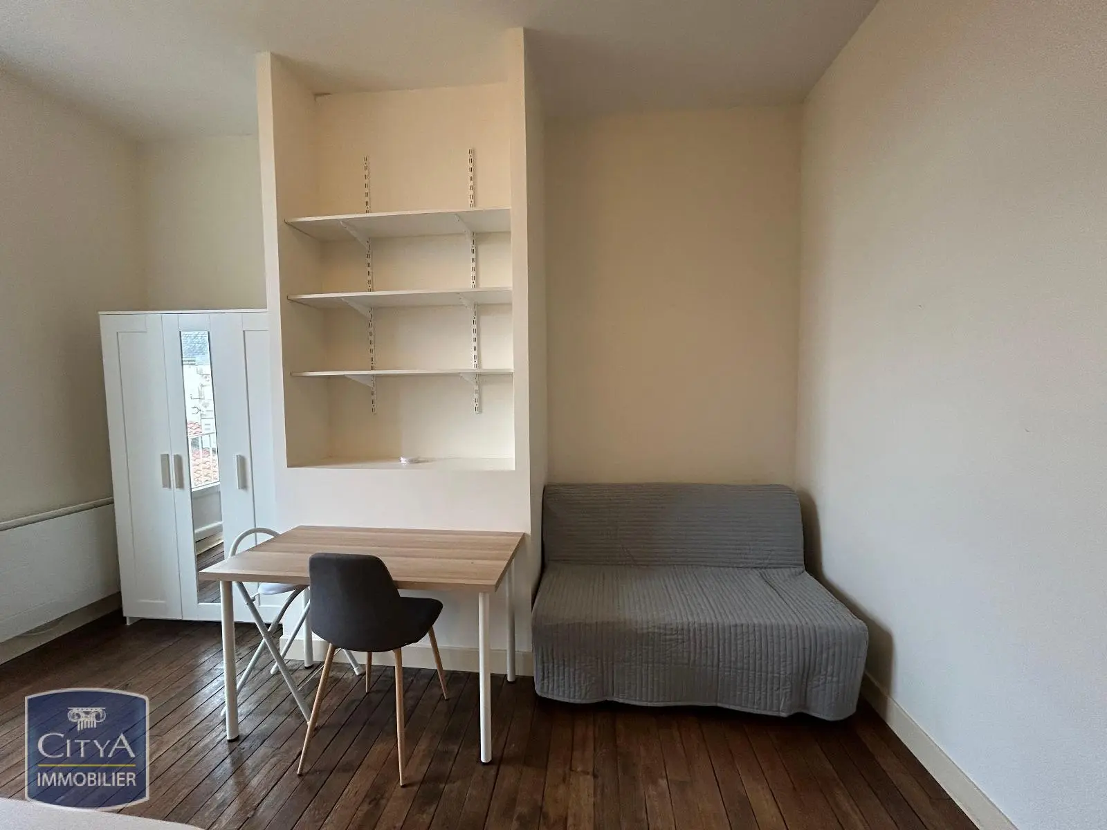 Photo 3 Appartement 1 pièce 15.79m²
