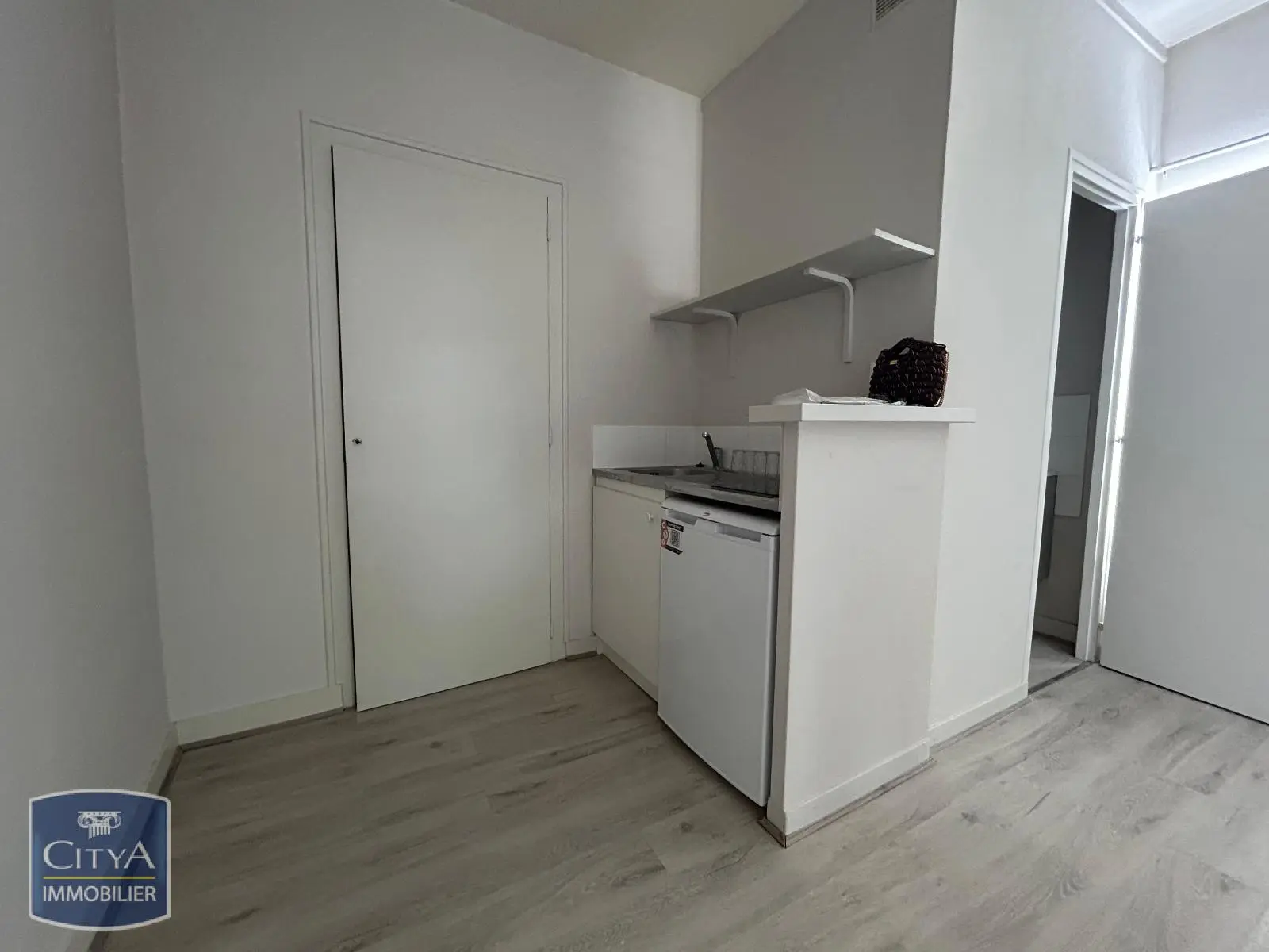 Photo 3 Appartement 1 pièce 21.17m²