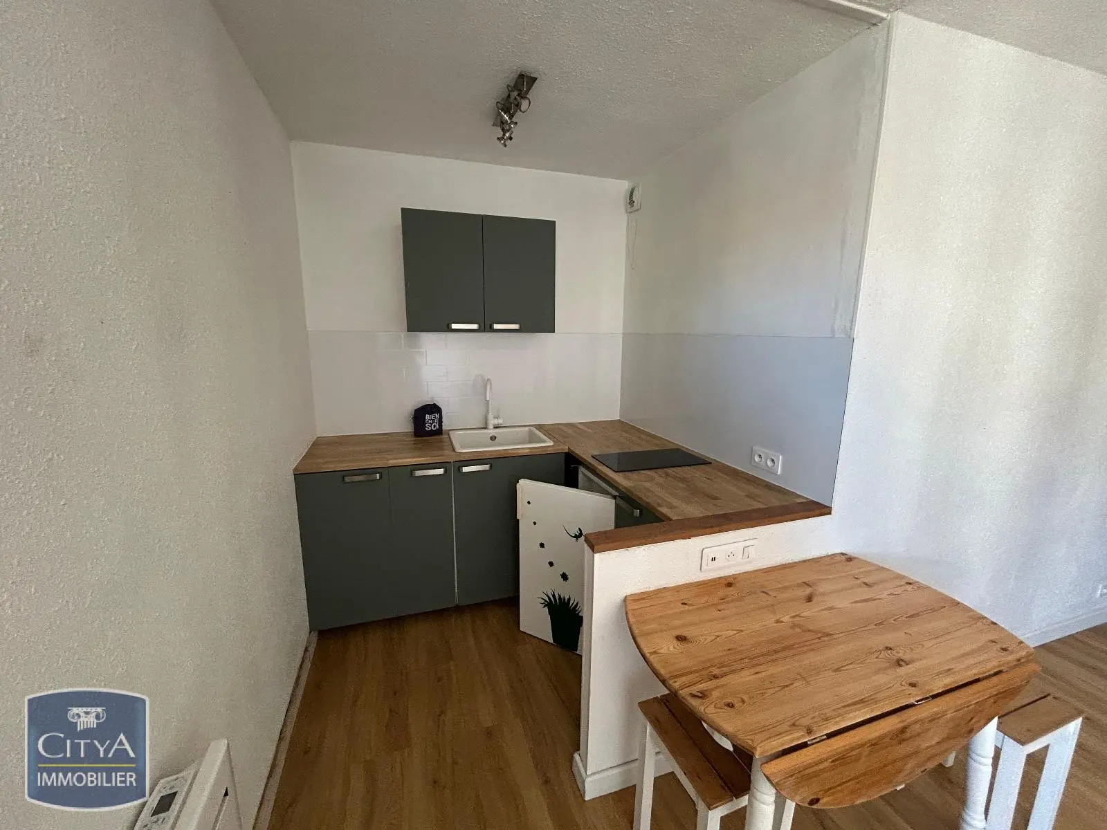 Photo 4 Appartement 1 pièce 23.12m²