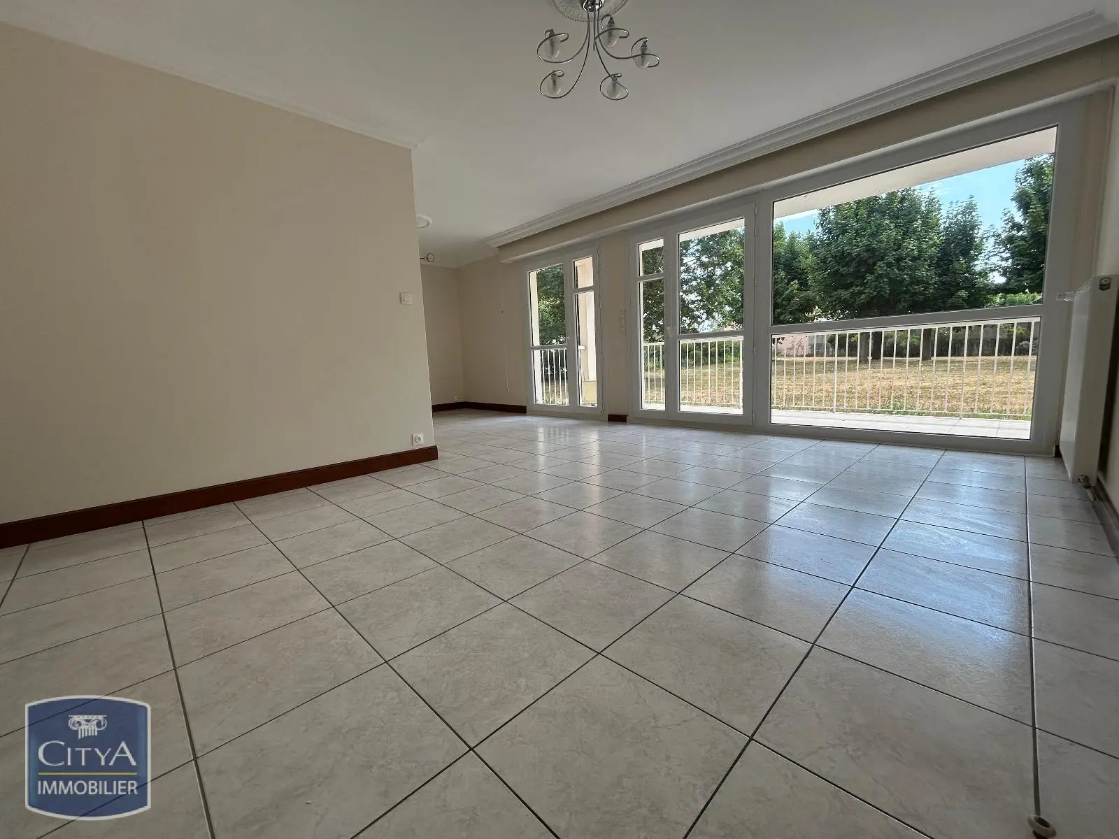 Photo 1 Appartement 3 pièces 82.02m²