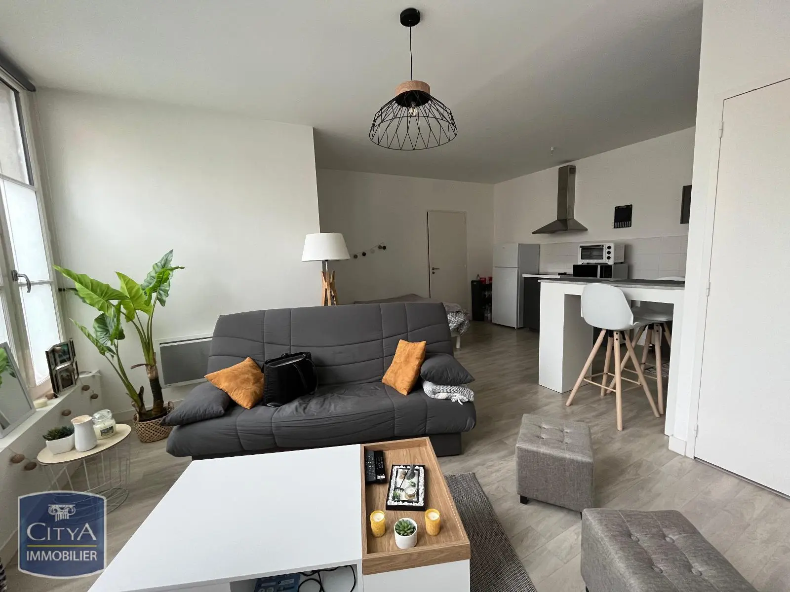 Photo 1 Appartement 1 pièce 37.5m²