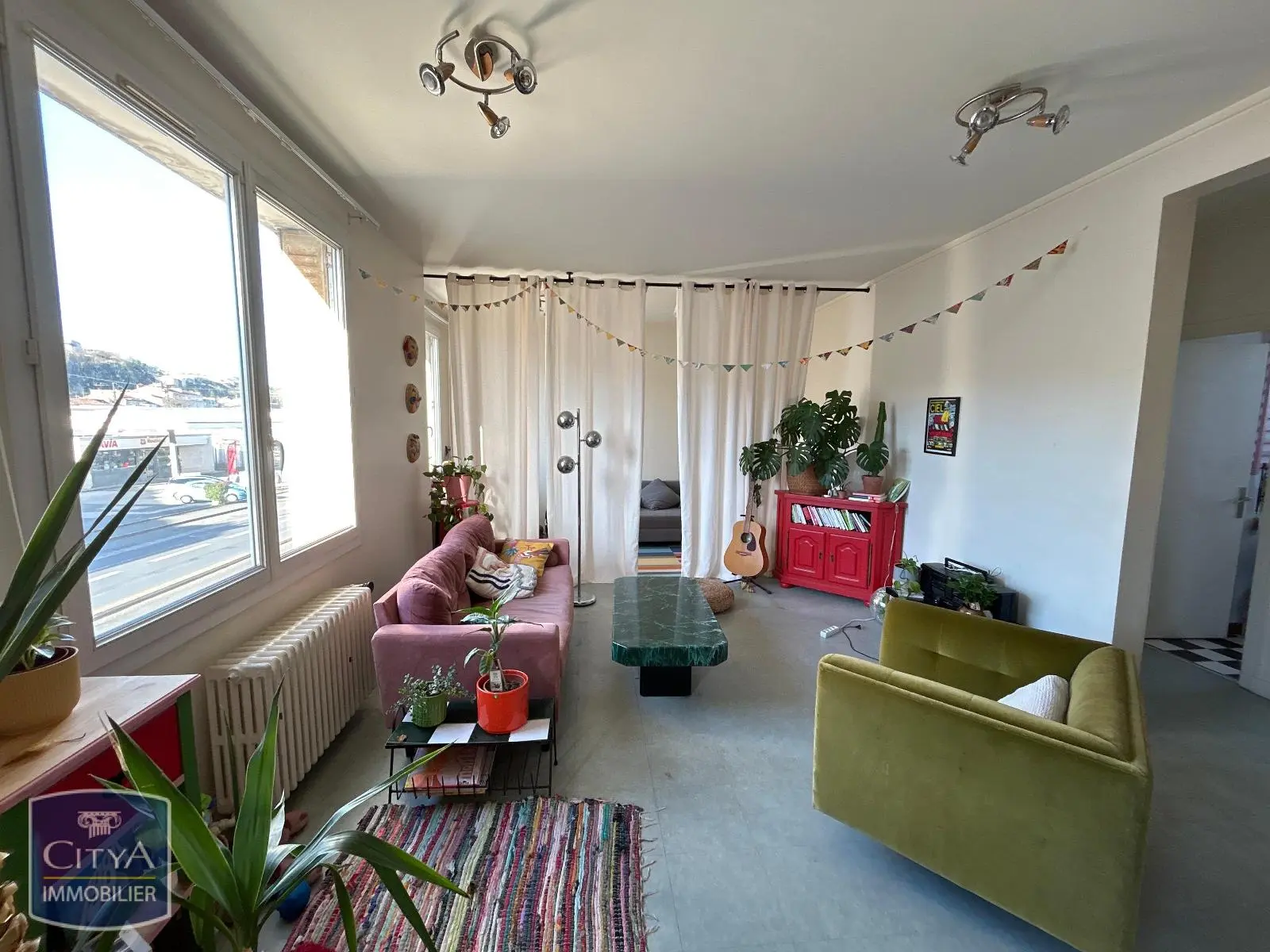 Photo 1 Appartement 4 pièces 133.78m²