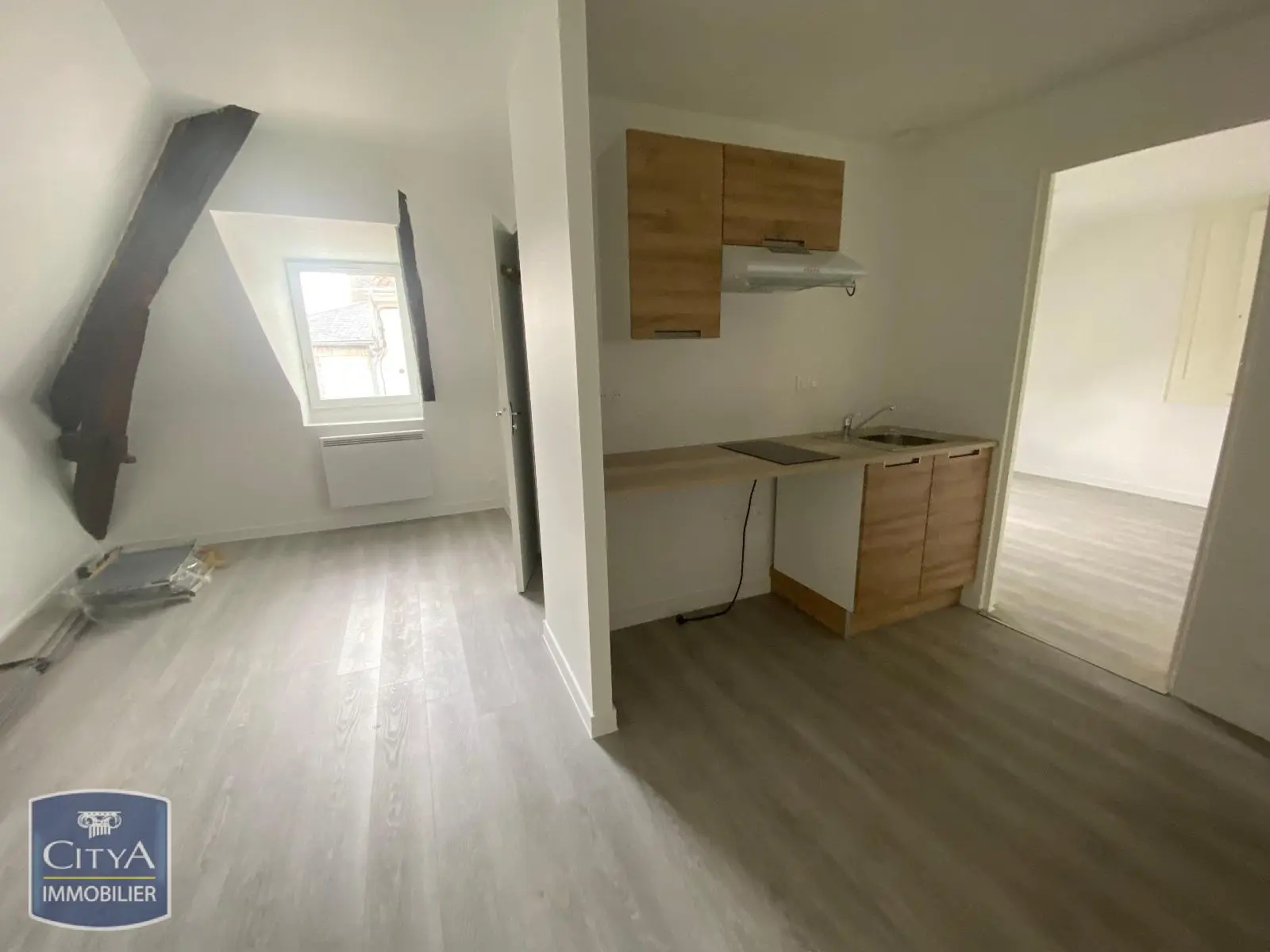 Photo 1 Appartement 2 pièces 27.04m²