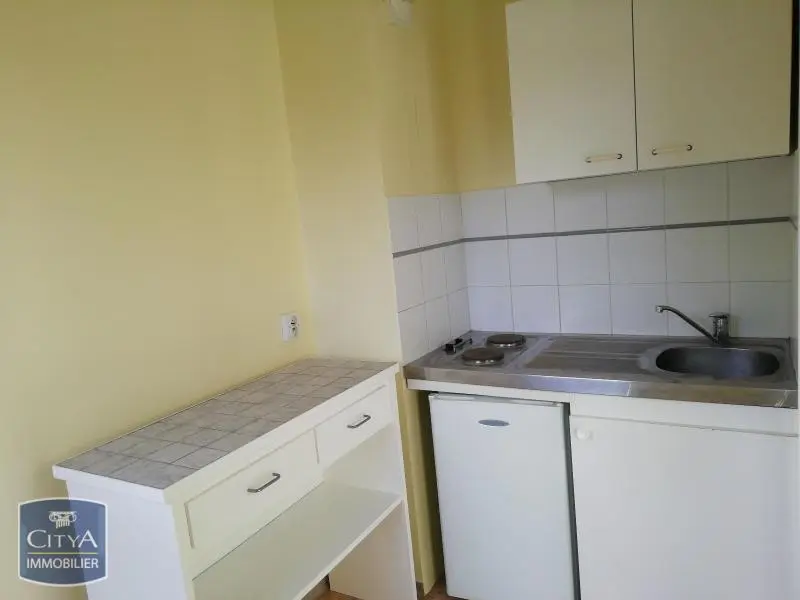 Photo 3 Appartement 1 pièce 28.02m²