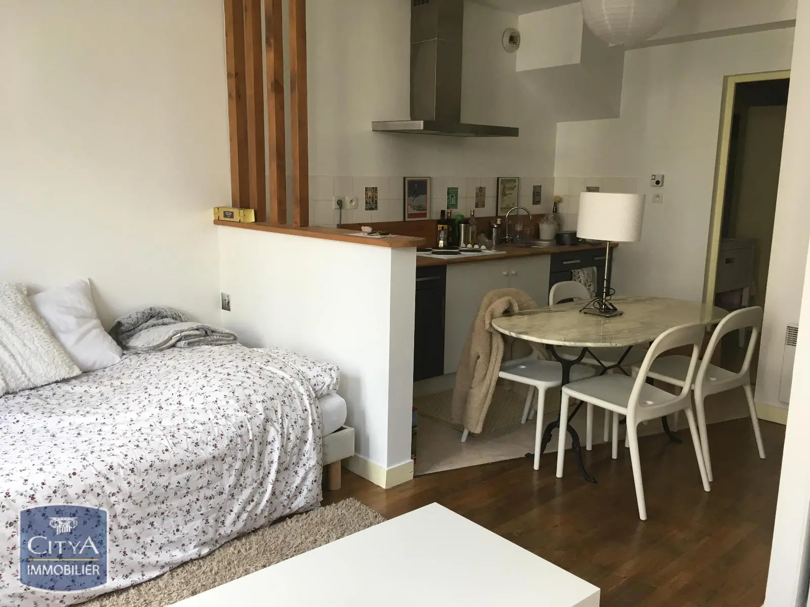 Photo 1 Appartement 1 pièce 27m²