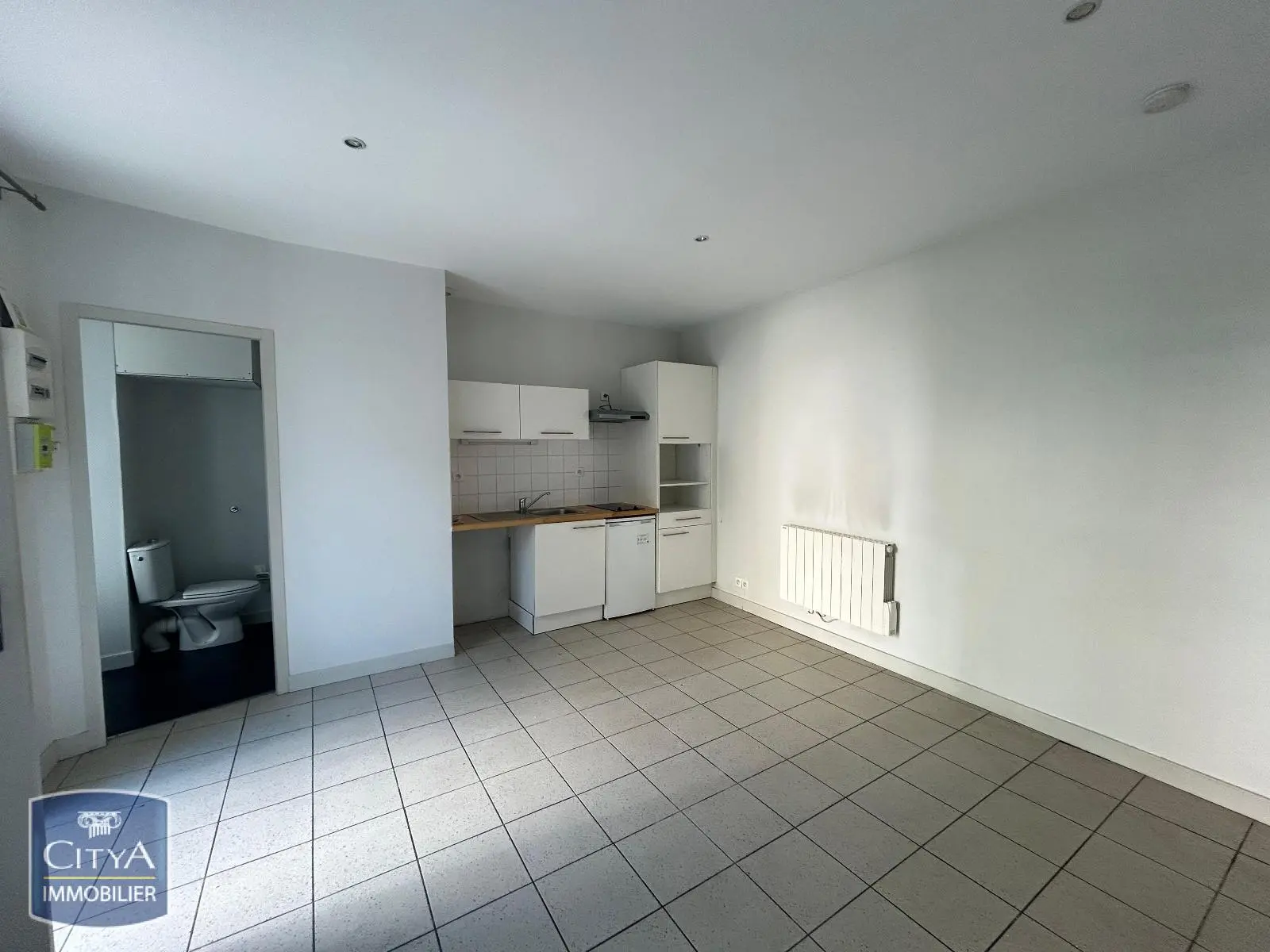 Photo 1 Appartement 1 pièce 26.86m²