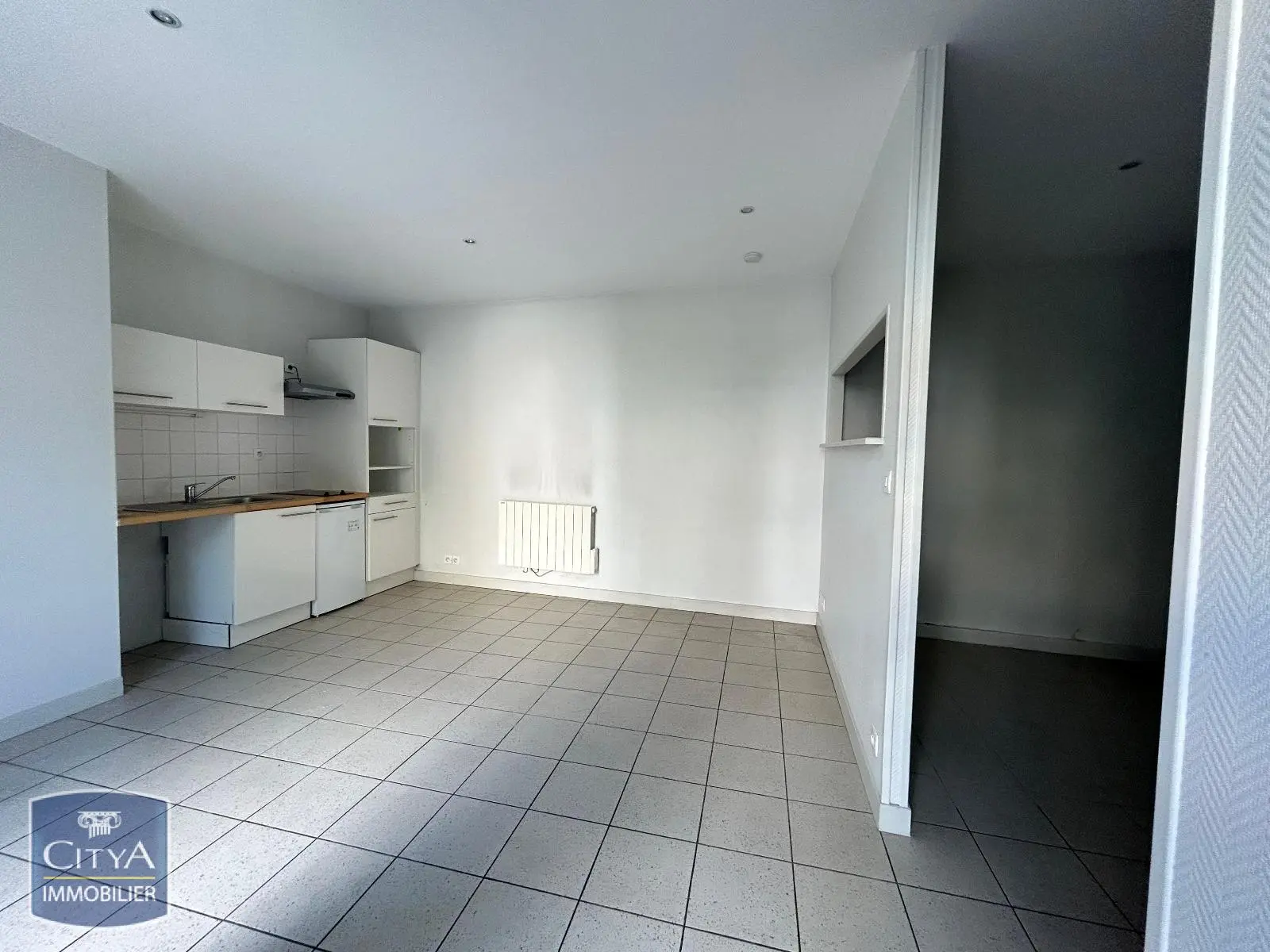 Photo 2 Appartement 1 pièce 26.86m²