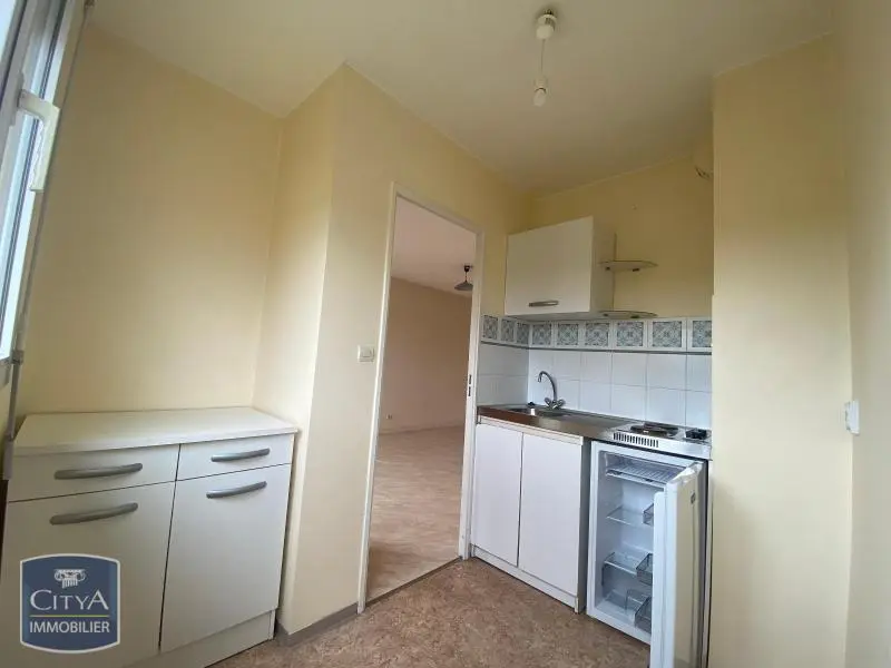 Photo 3 Appartement 1 pièce 28.13m²