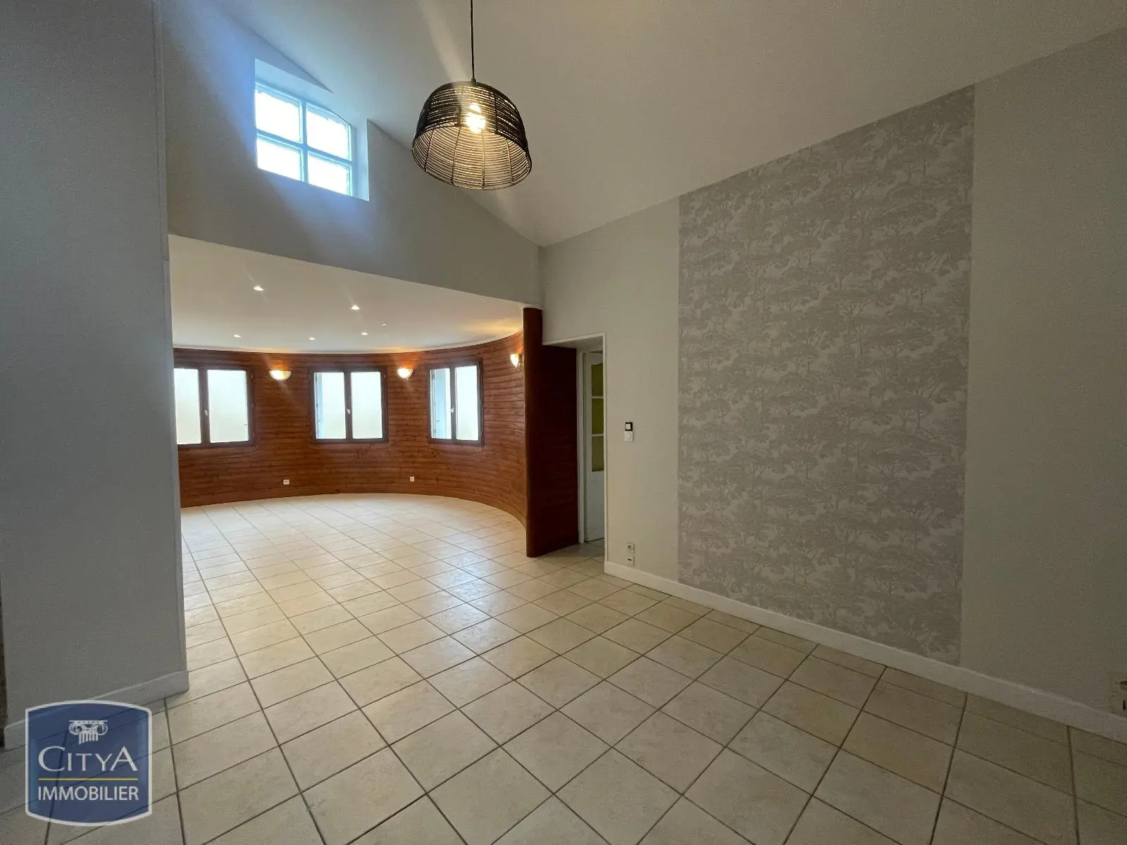 Photo 2 Maison 6 pièces 145m²