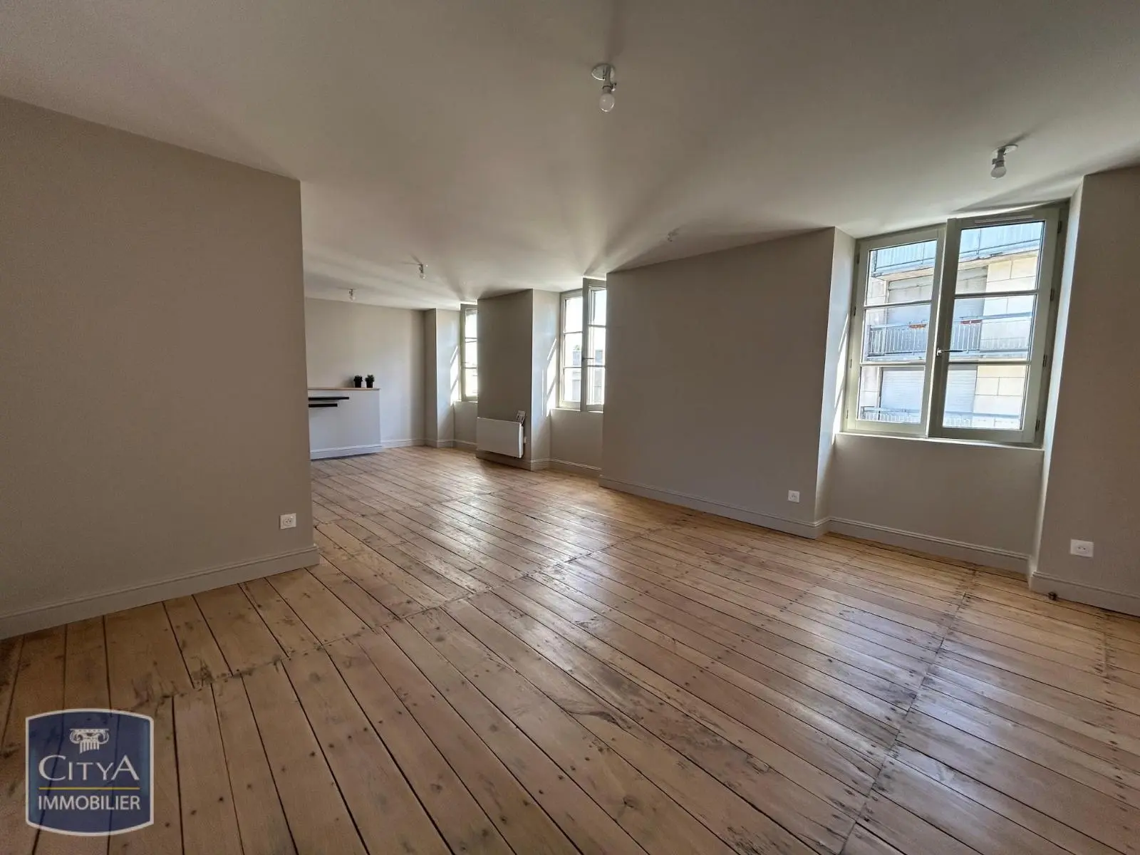 Photo 3 Appartement 3 pièces 75.77m²