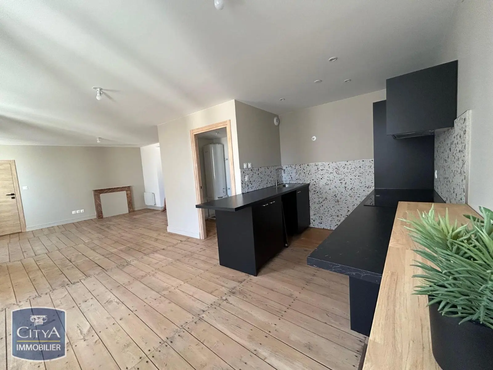 Photo 1 Appartement 3 pièces 75.77m²