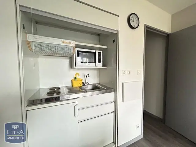 Photo 3 Appartement 1 pièce 23.77m²