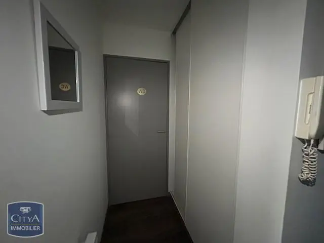 Photo 8 Appartement 1 pièce 23.77m²