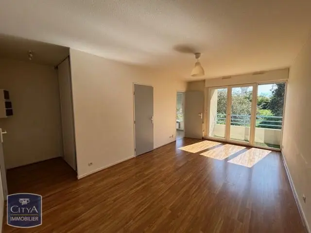 Photo 3 Appartement 1 pièce 28.06m²