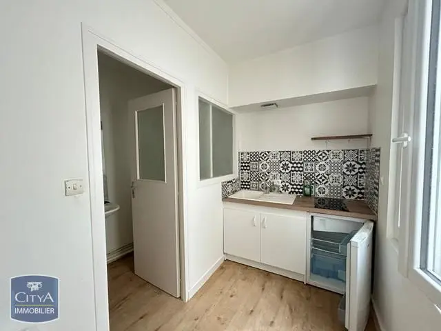 Photo 1 Appartement 1 pièce 21.65m²