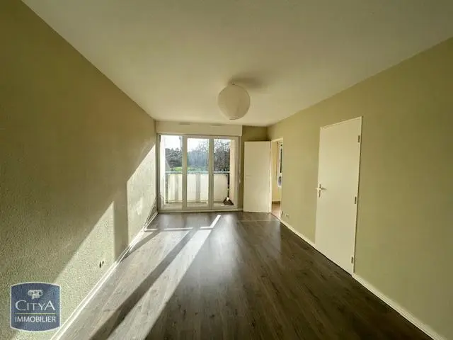 Photo 4 Appartement 1 pièce 28.02m²