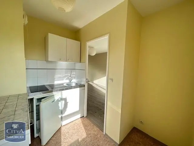 Photo 8 Appartement 1 pièce 28.02m²