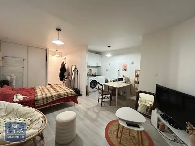 Photo 1 Appartement 1 pièce 27.19m²