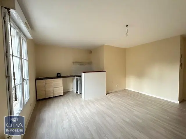 Photo 1 Appartement 2 pièces 33.87m²
