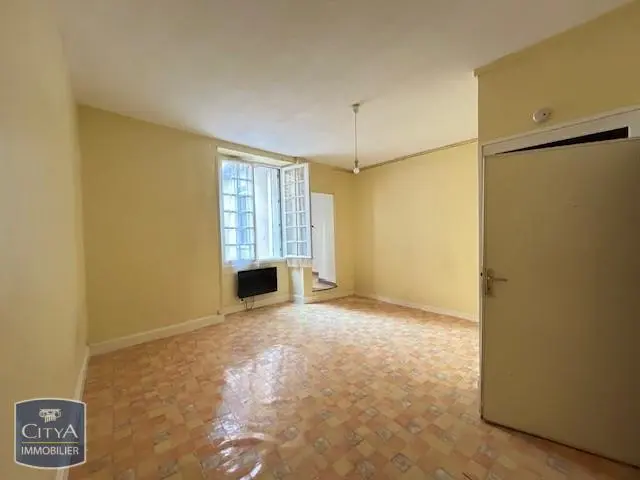Photo 1 Appartement 1 pièce 24.78m²