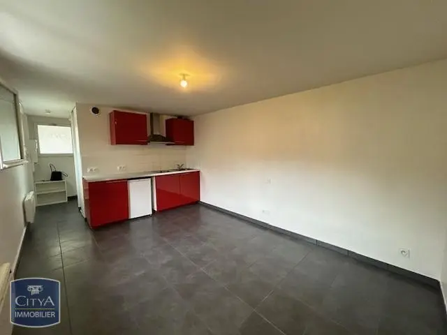 Photo 1 Appartement 1 pièce 22.74m²