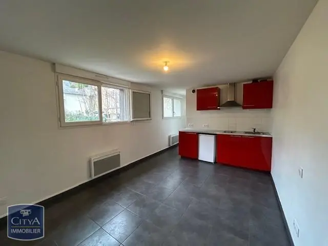 Photo 2 Appartement 1 pièce 22.74m²