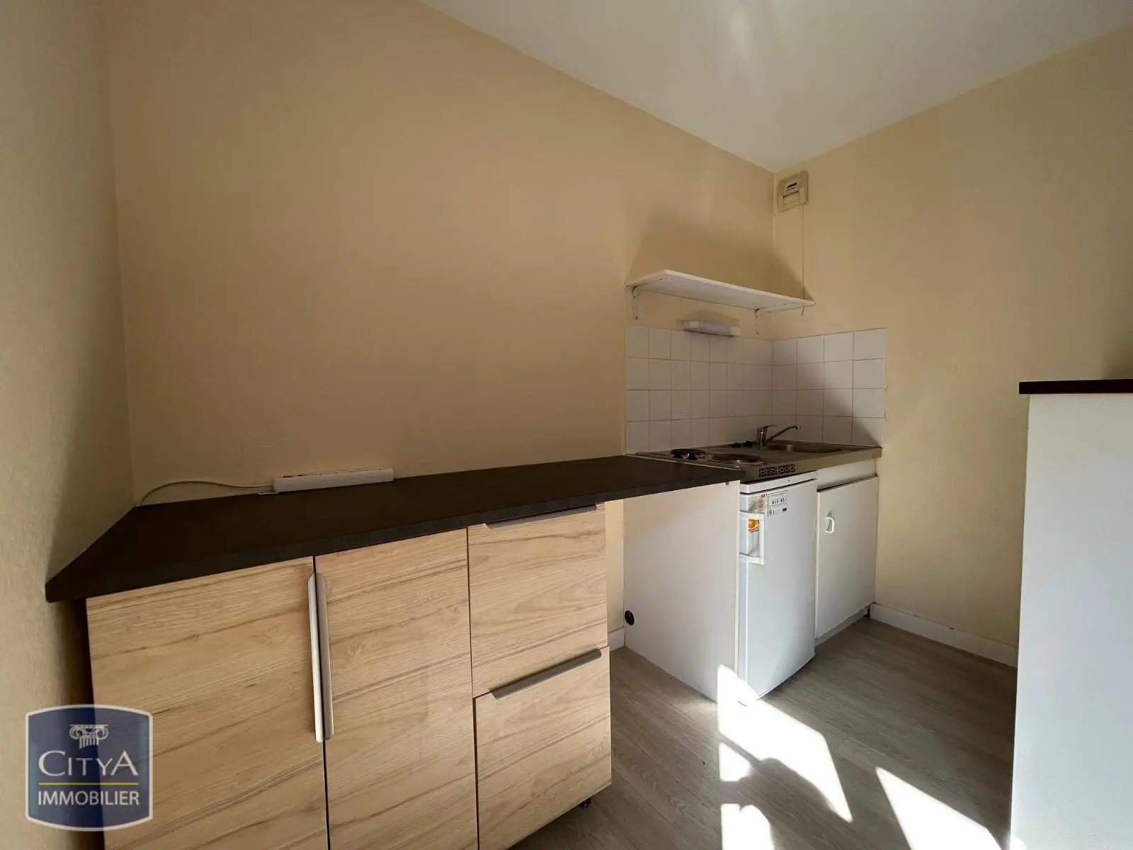 Photo 2 Appartement 1 pièce 33.87m²