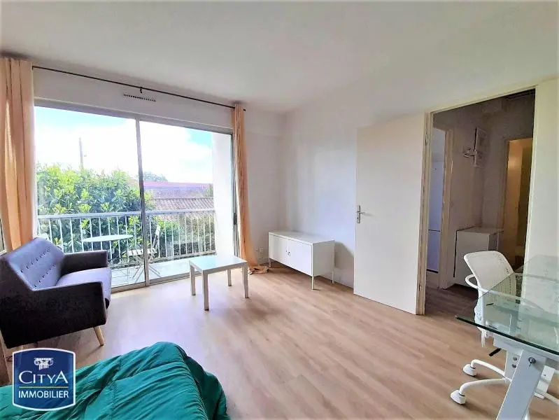 Photo 1 Appartement 1 pièce 30.43m²