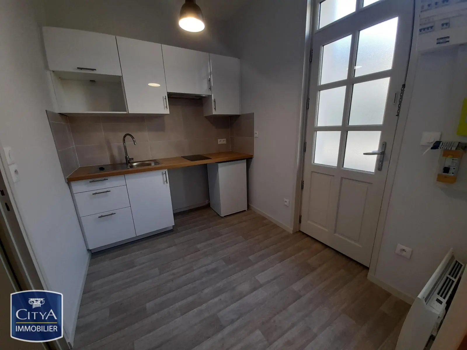 Photo 3 Appartement 1 pièce 31.78m²