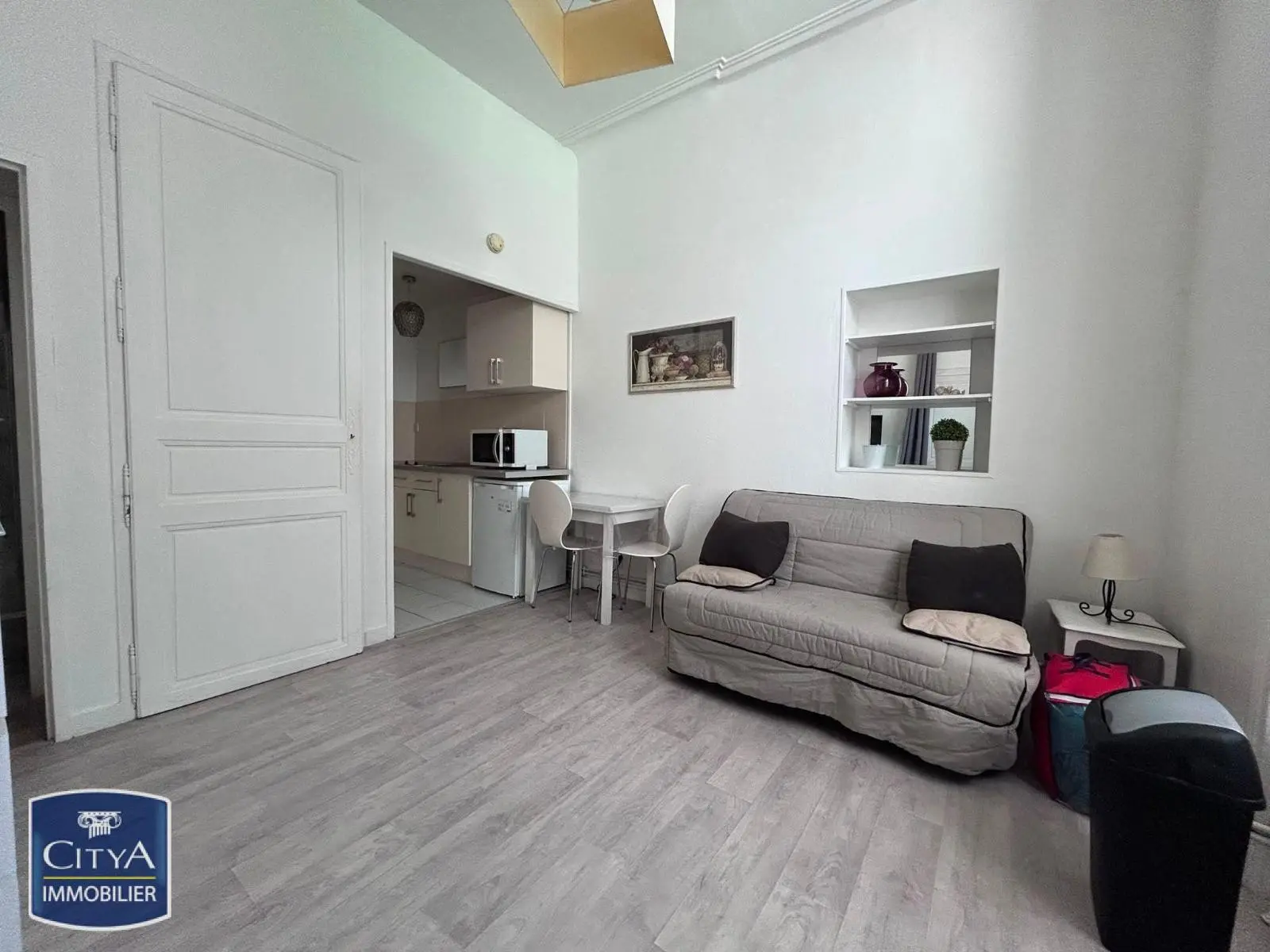 Photo 1 Appartement 1 pièce 22.91m²