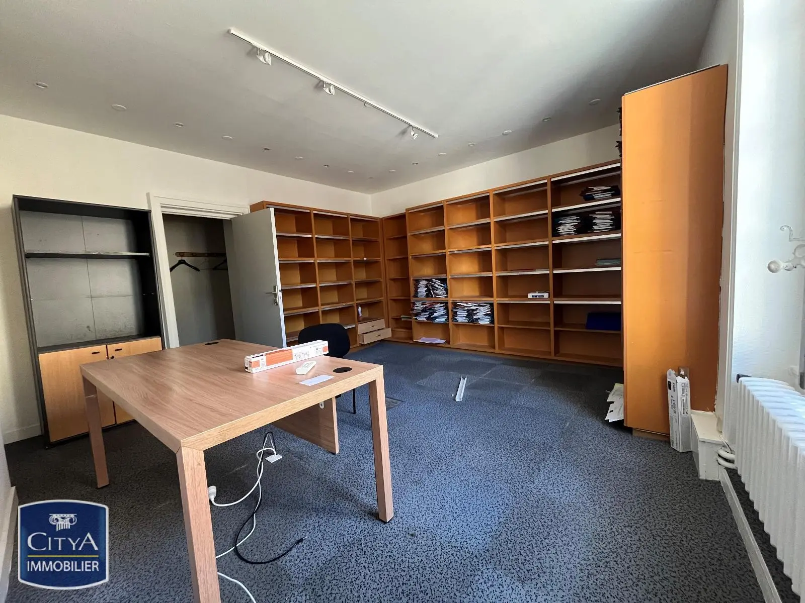 Photo 10 Local Commercial