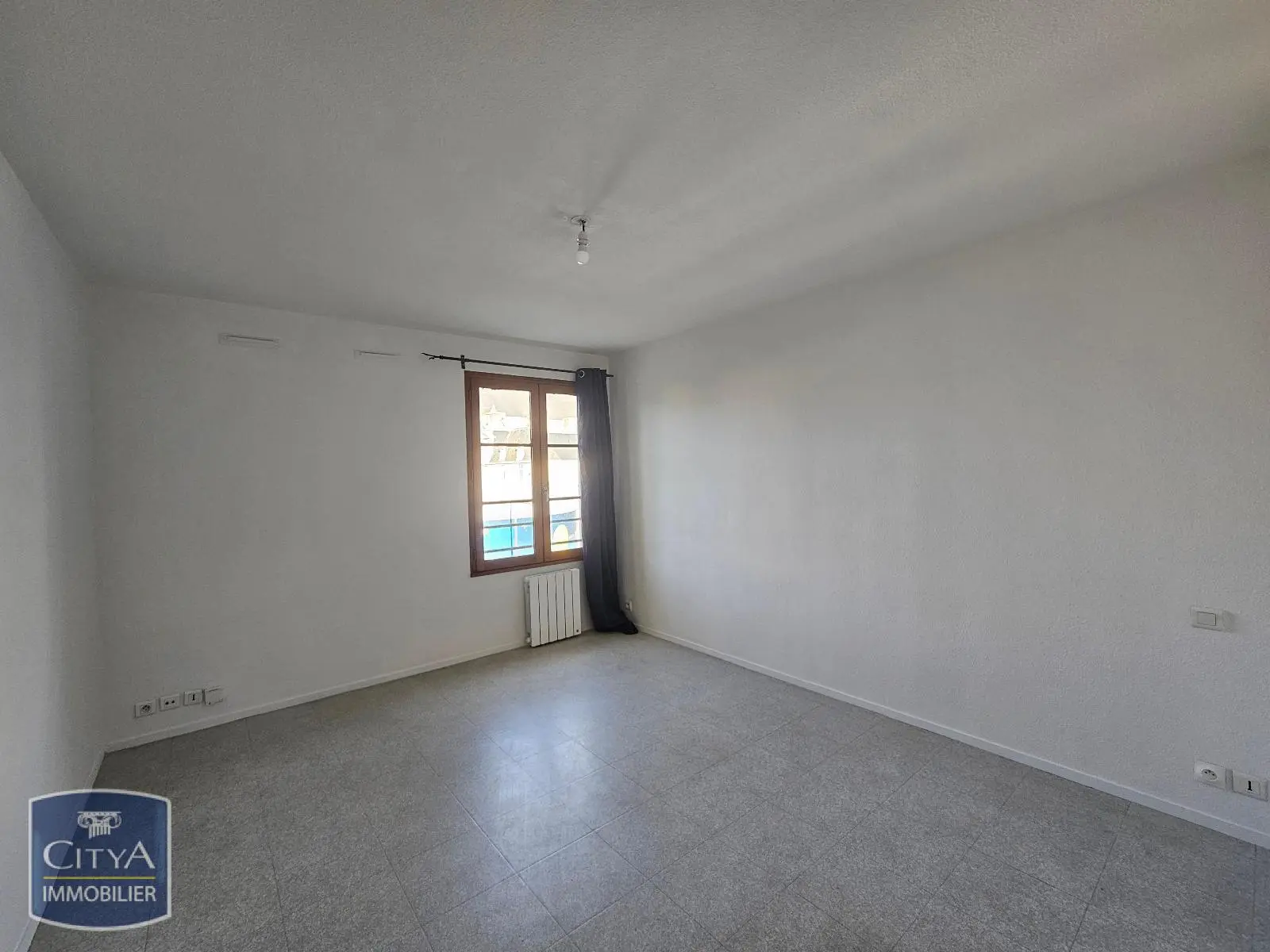 Photo 2 Appartement 1 pièce 21.81m²
