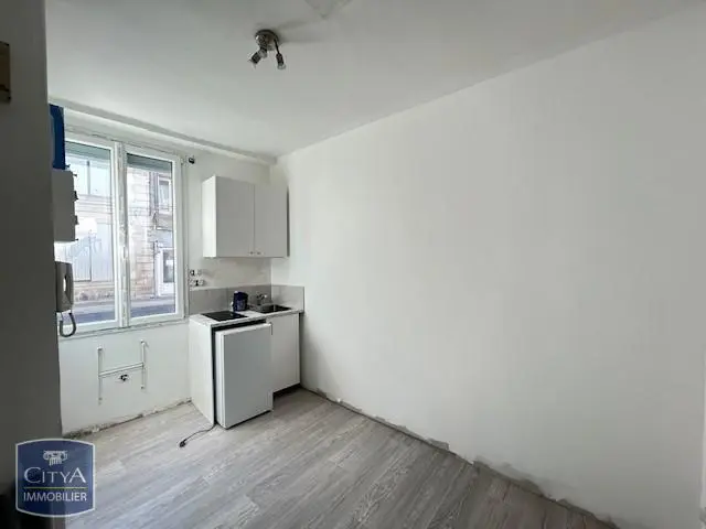 Photo 1 Appartement 1 pièce 11.75m²