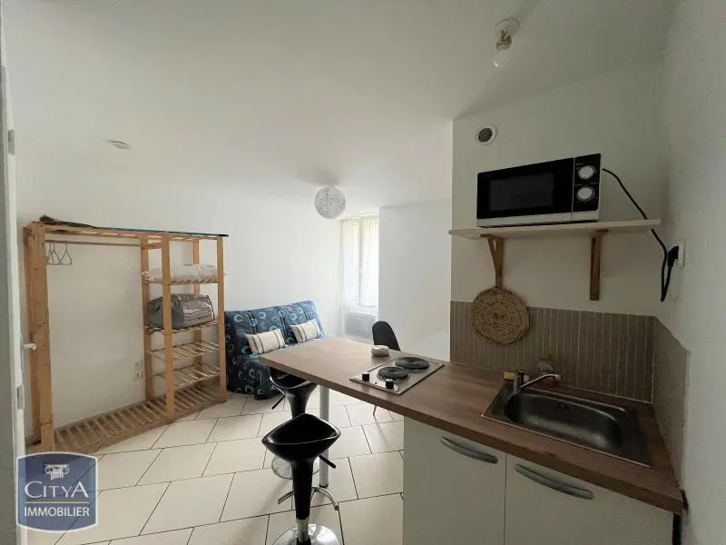 Photo 2 Appartement 1 pièce 15.33m²