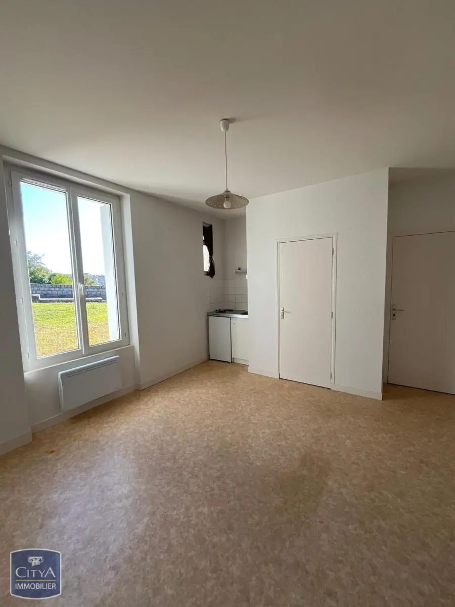 Photo 1 Appartement 1 pièce 18.57m²