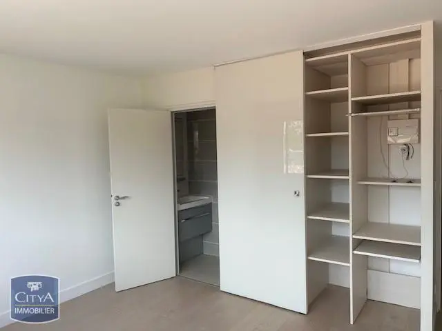 Photo 9 Appartement 3 pièces 117m²