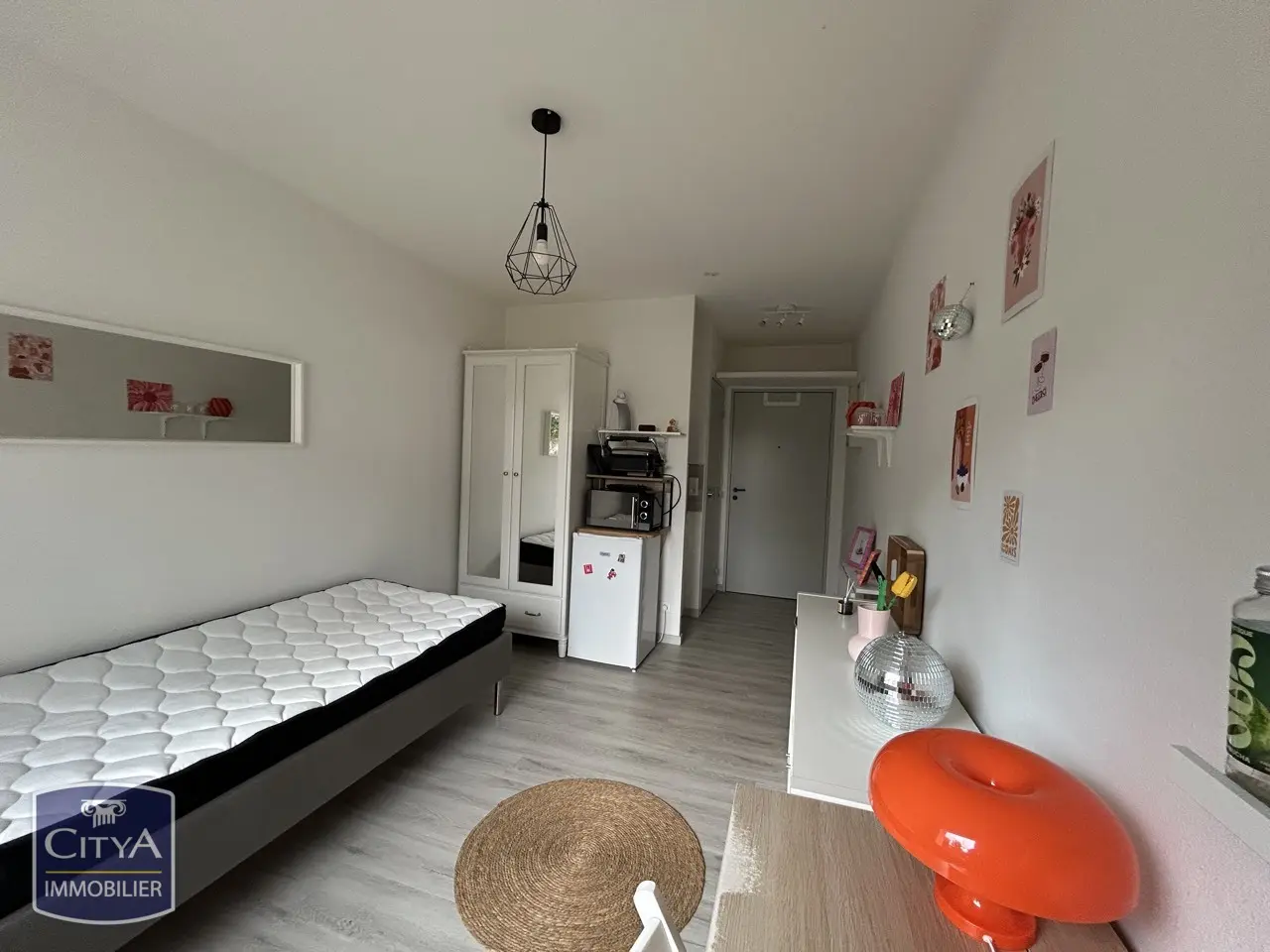 Photo 1 Appartement 1 pièce 13.8m²