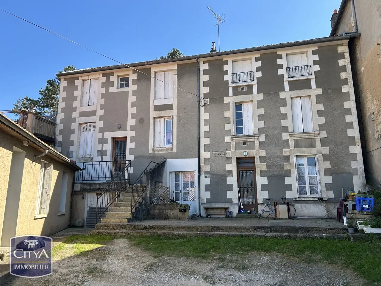 Photo 5 Immeuble 285m²