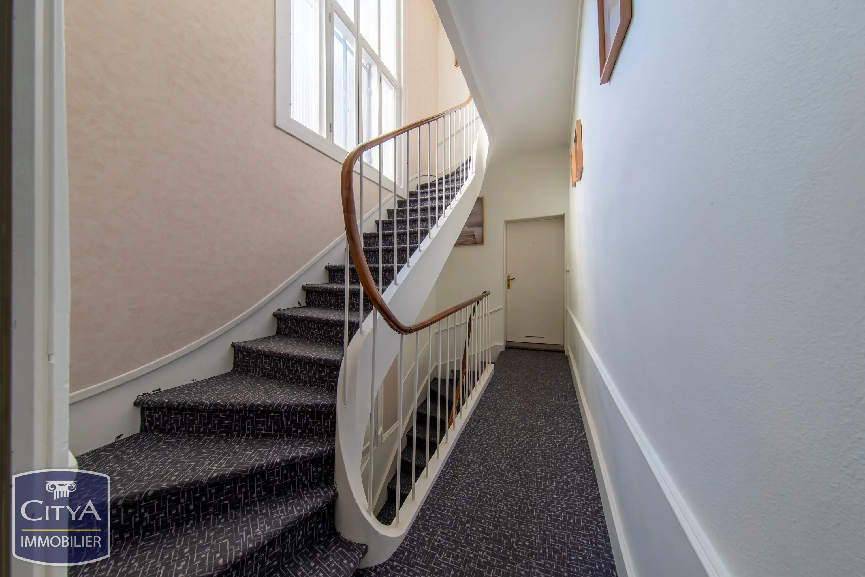 Photo 9 Immeuble 284m²