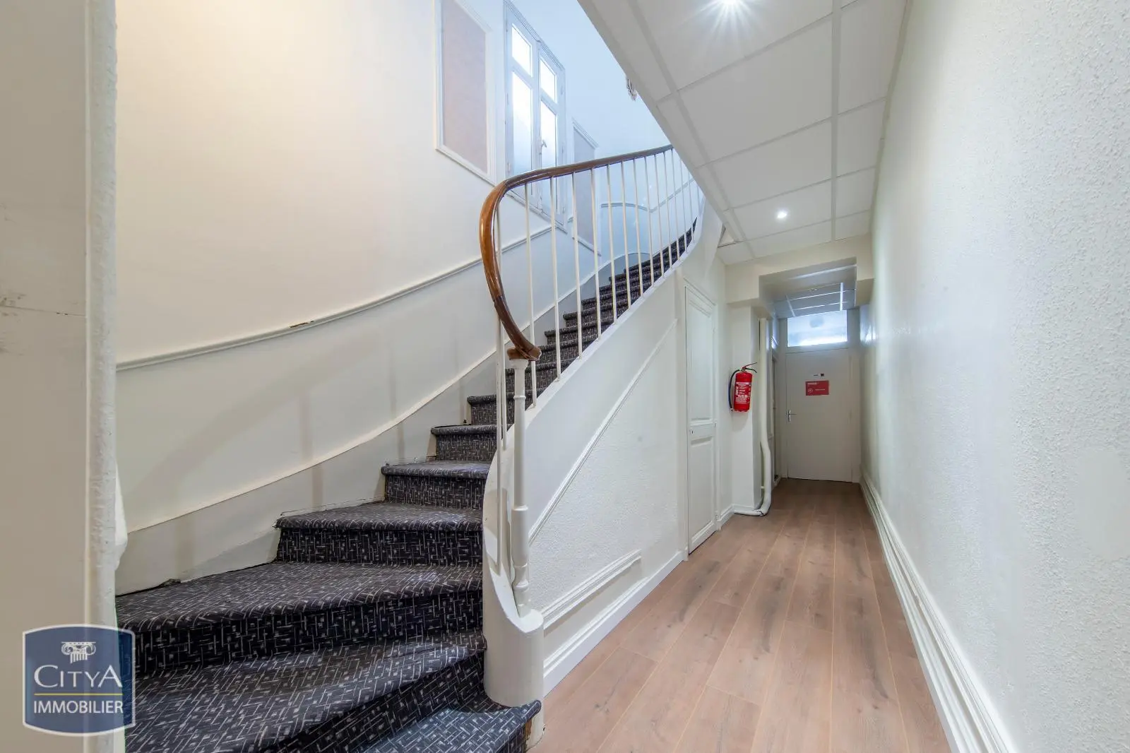 Photo 4 Immeuble 277m²