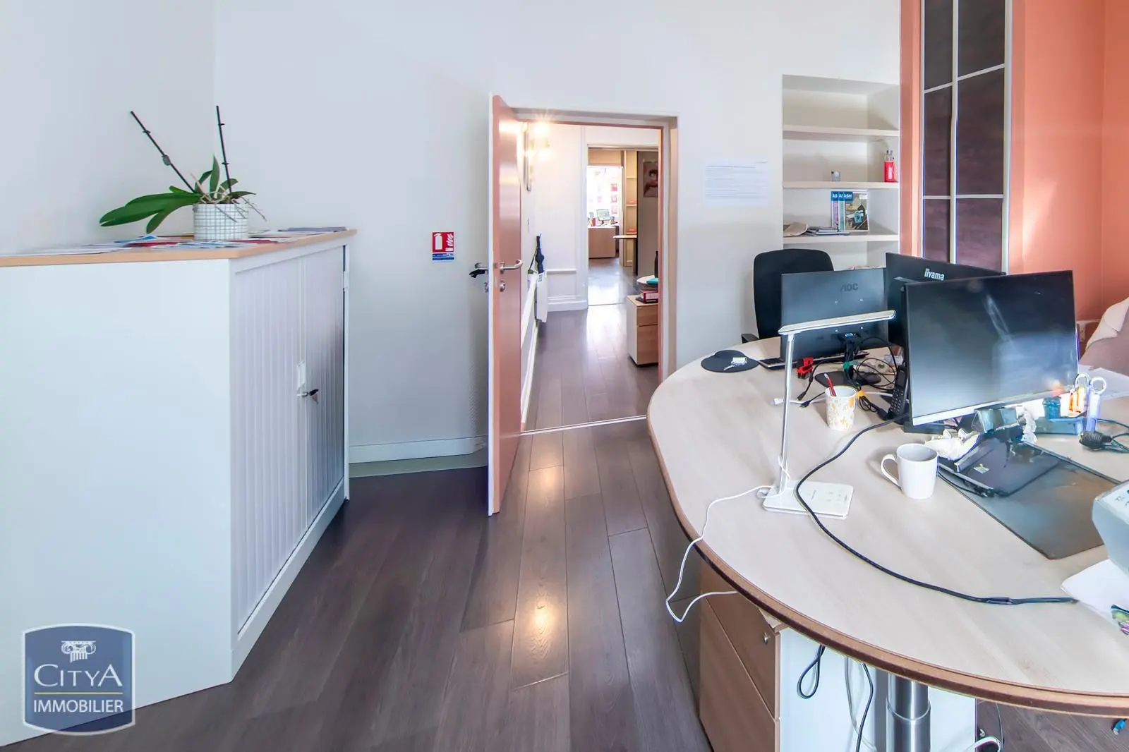 Photo 3 Immeuble 277m²